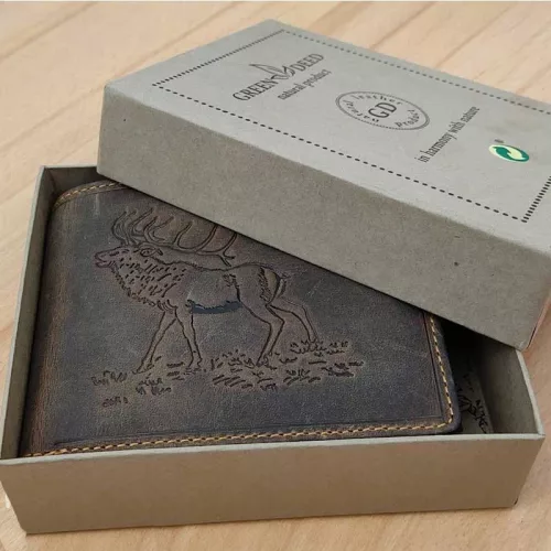 Ajándék_vadásznak_Pénztárca_szarvas_mintával