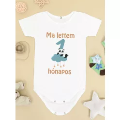 Baba_Ajándék_Feliratos_Body_1_hónapos_lettem_pandás
