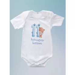 Baba_Ajándék_Macis_body_kisfiúknak_11_hónapos_lettem
