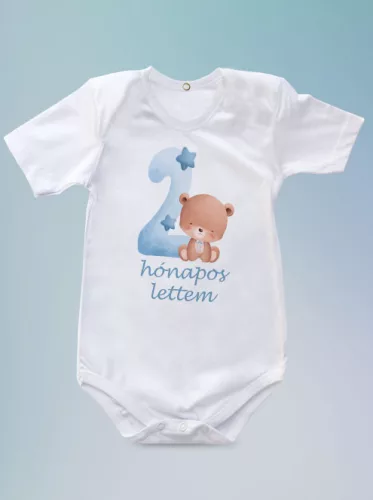 Baba_Ajándék_Macis_body_kisfiúknak_2_hónapos_lettem