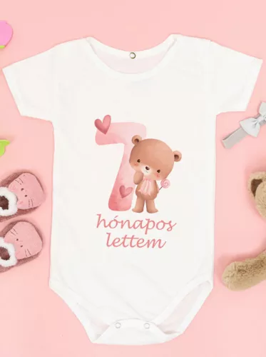 Baba_Ajándék_Macis_body_kislánynak_7_hónapos_lettem