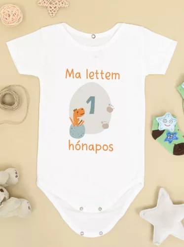 Baba_Ajándék_Dínós_body_babáknak_1_hónapos_lettem