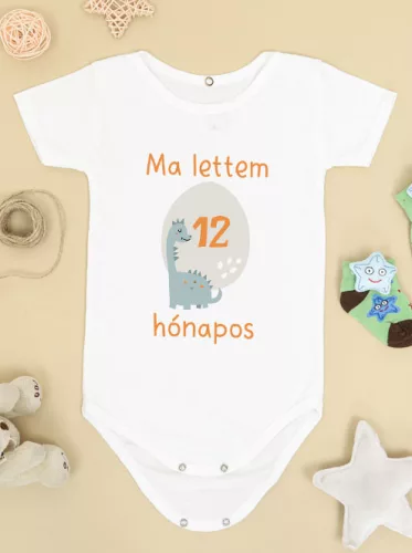 Baba_Ajándék_Dínós_body_babáknak_1_éves_lettem