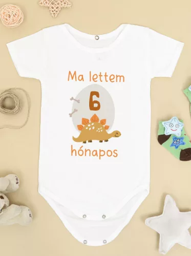 Baba_Ajándék_Dínós_body_babáknak_6_hónapos_lettem