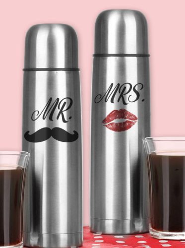 Mrs_Mr_termoszok_Bajusz_és_csókos_száj_