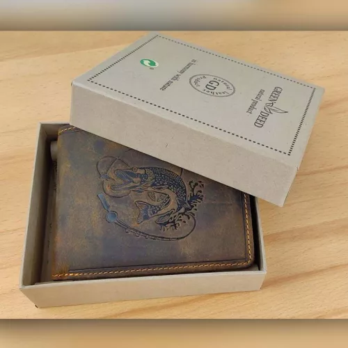 Ajándék_horgásznak_Pénztárca_csuka_mintával