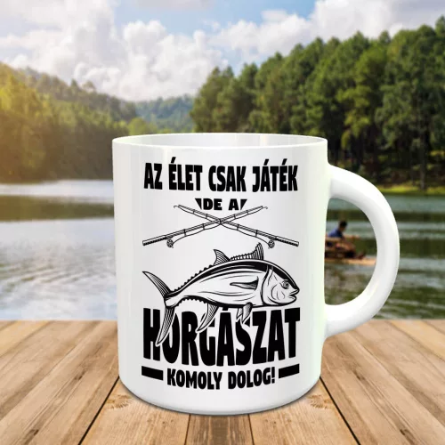 Humoros_pecás_bögre_Horgászat_komoly_dolog_