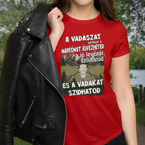 Vicces_vadász_női_póló_Vadakat_szidhatod_