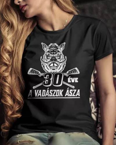 Vadászok_ásza_női_póló_Életkoros_ajándék_