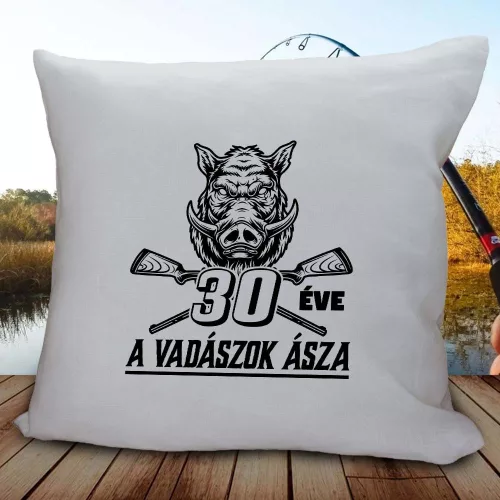 Vadászok_ásza_párna_Életkoros_ajándék_