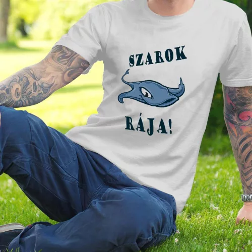 Humoros_horgász_ajándék_Szarok_rája_póló_