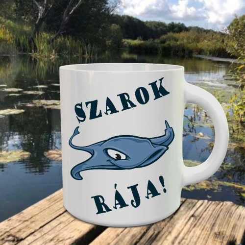 Humoros_horgász_ajándék_Szarok_rája_bögre_