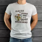Ajándék_vadásznak_Éles_ész_szuper_erő_póló_