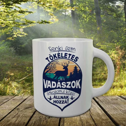 Vadász_bögre_Senki_sem_tökéletes_