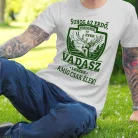 Szarvasos_póló_Vadász_leszek_amíg_élek_