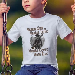 Vadász_ajándék_Vadász_szív_és_lélek_gyerek_póló