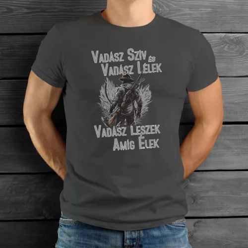 Vadász_ajándék_Vadász_szív_és_lélek_póló_
