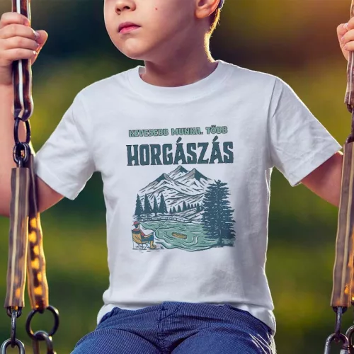 Vicces_pecás_gyerek_póló_Kevesebb_munka_