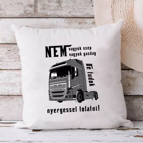 Kamionos_párna_Nyergessel_tolatni_