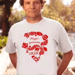 Szülinapi_ajándékok_Népmese_mintás_póló_