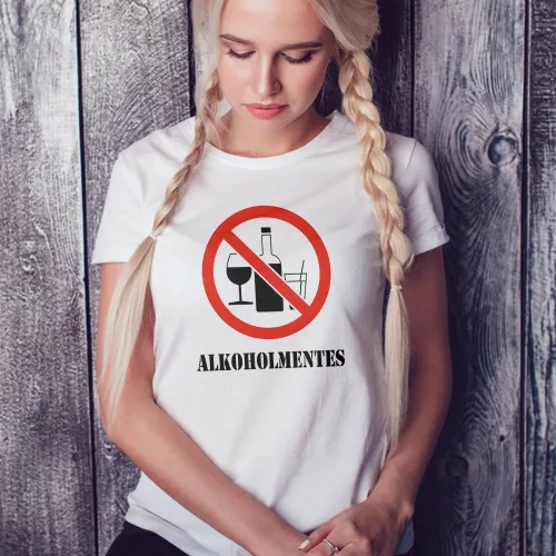 Humoros_ajándék_Alkoholmentes_női_póló_