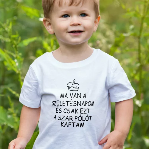 Vicces_szülinapi_gyerek_póló_Csak_ezt_a_szart_kaptam