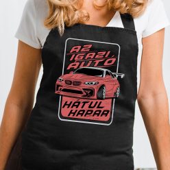 Autós_kötények_Igazi_autó_hátul_kapar_