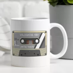 Egyedi_szülinapi_ajándék_Kazettás_bögre_