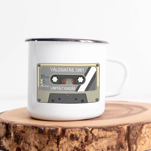 Egyedi_szülinapi_ajándék_Kazettás_bögre_