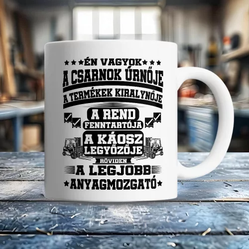 Ajándék_raktárosnak_Csarnok_úrnője_bögre_