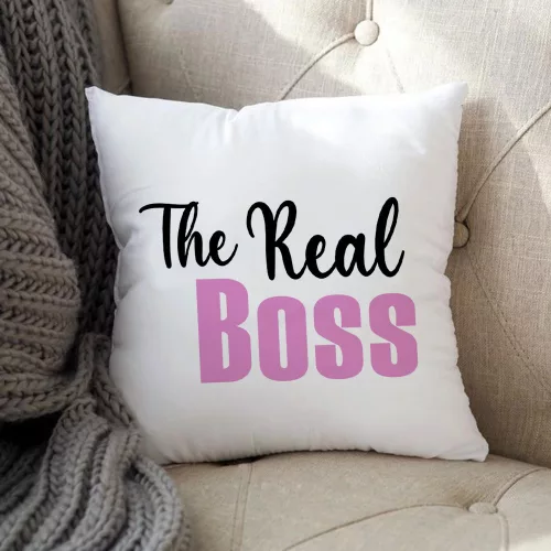 Párna_főnökasszonynak_The_Real_Boss_