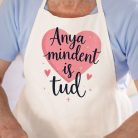 Feliratos_kötény_anyáknak_Anya_mindent_tud_