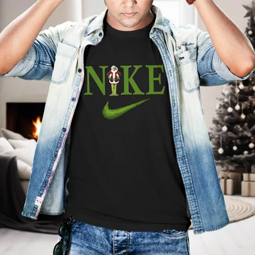 Humoros_Ajándék_GrinchVibe_Feliratos_póló_karácsonyra