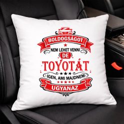 Autós feliratos párna - Toyota rajongóknak