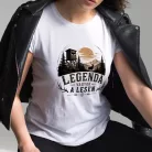 Legenda_vagyok_a_lesen_női_póló_Vadász_ajándék