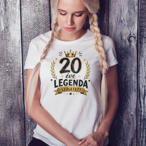 Születésnapi_ajándék_Legenda_született_női_póló