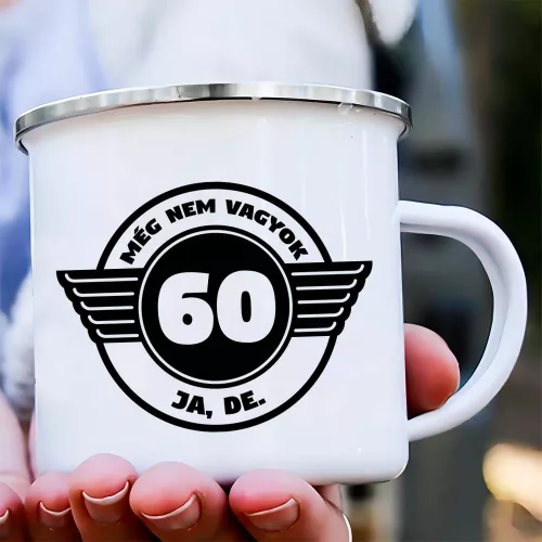 Szülinapira_életkoros_bögre_Még_nem_vagyok_