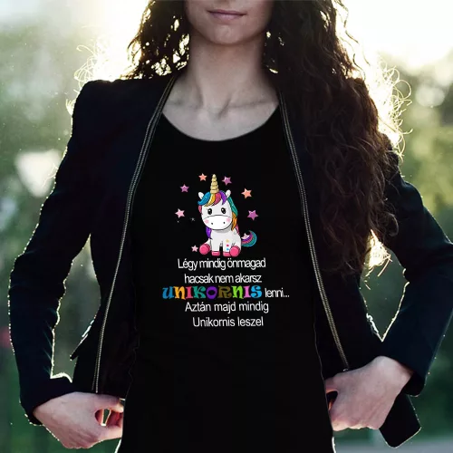 Unikornis_ajándék_Vicces_unikornis_női_póló_