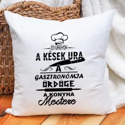 Ajándék_férfi_szakácsoknak_Kések_ura_párna_