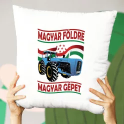 Párna_traktorosnak_Magyar_földre_Dutra_