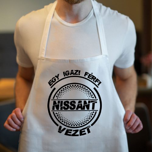 Nissanos_kötény_Igazi_férfi_Nissant_vezet_