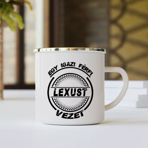 Lexusos_bögre_Igazi_férfi_Lexust_vezet_