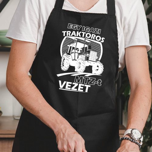 Ajándék_traktorosoknak_MTZ-t_vezet_kötény_