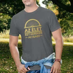 Ajándék_bicikliseknek_Élet_két_keréken_póló_