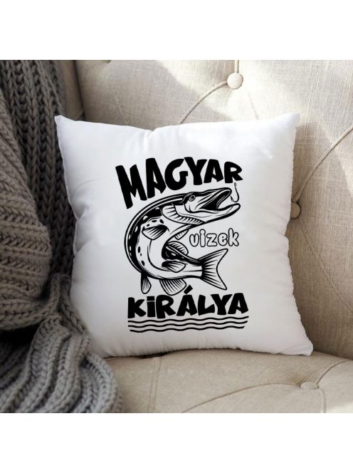 Csukás párna_Magyar vizek királya