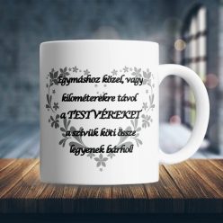 Bögre_testvérnek_Kilométerekre_távol_