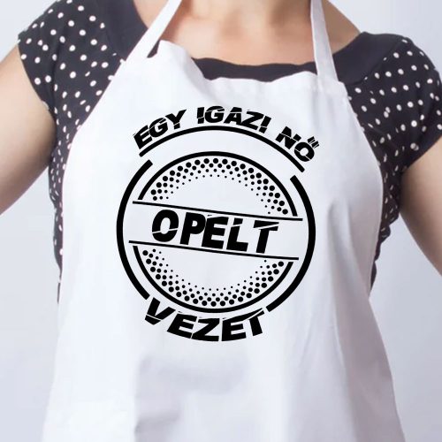Opel_kötény_Igazi_nő_opelt_vezet_