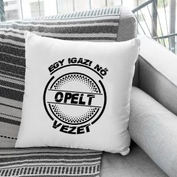 Opel_párna_Igazi_nő_opelt_vezet_