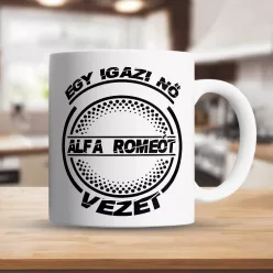 Alfa_romeos_bögre_Igazi_nő_alfát_vezet_