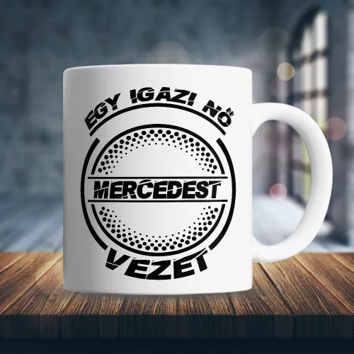 Mercedes_bögre_Igazi_nő_mercit_vezet_